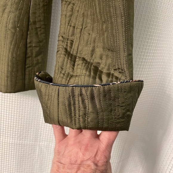 Quilted olive jacket - Picture 2 of 8